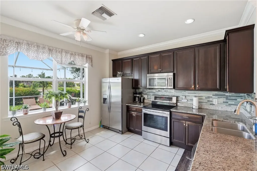8433 Karina Court Naples FL 34114