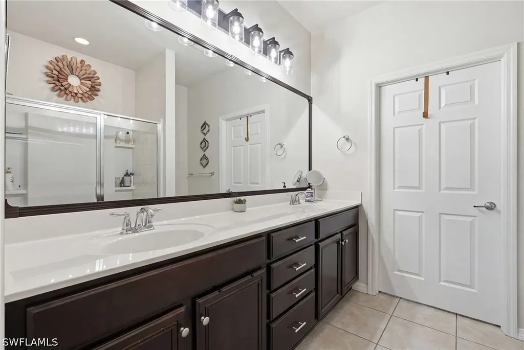 8433 Karina Court Naples FL 34114