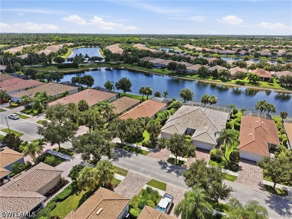 8433 Karina Court Naples FL 34114