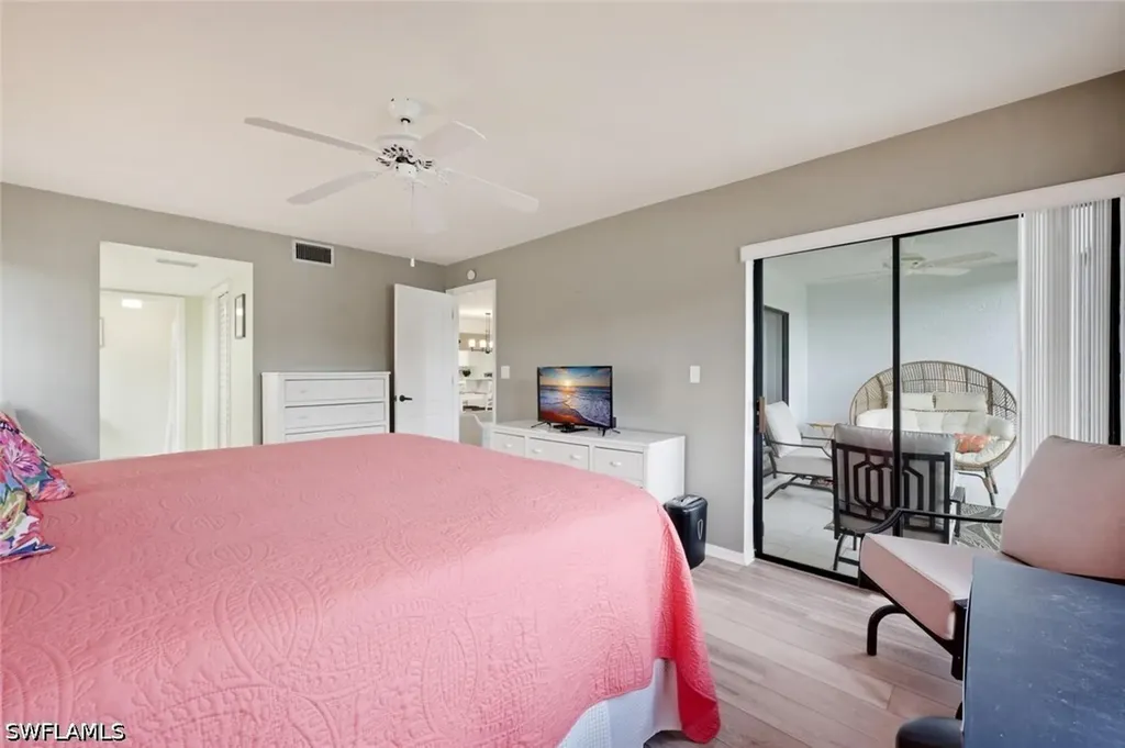 7320 Coventry Court Naples FL 34104