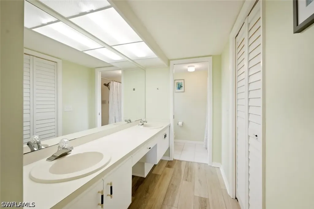 7320 Coventry Court Naples FL 34104