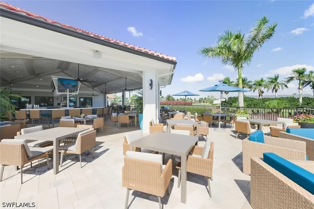 7320 Coventry Court Naples FL 34104
