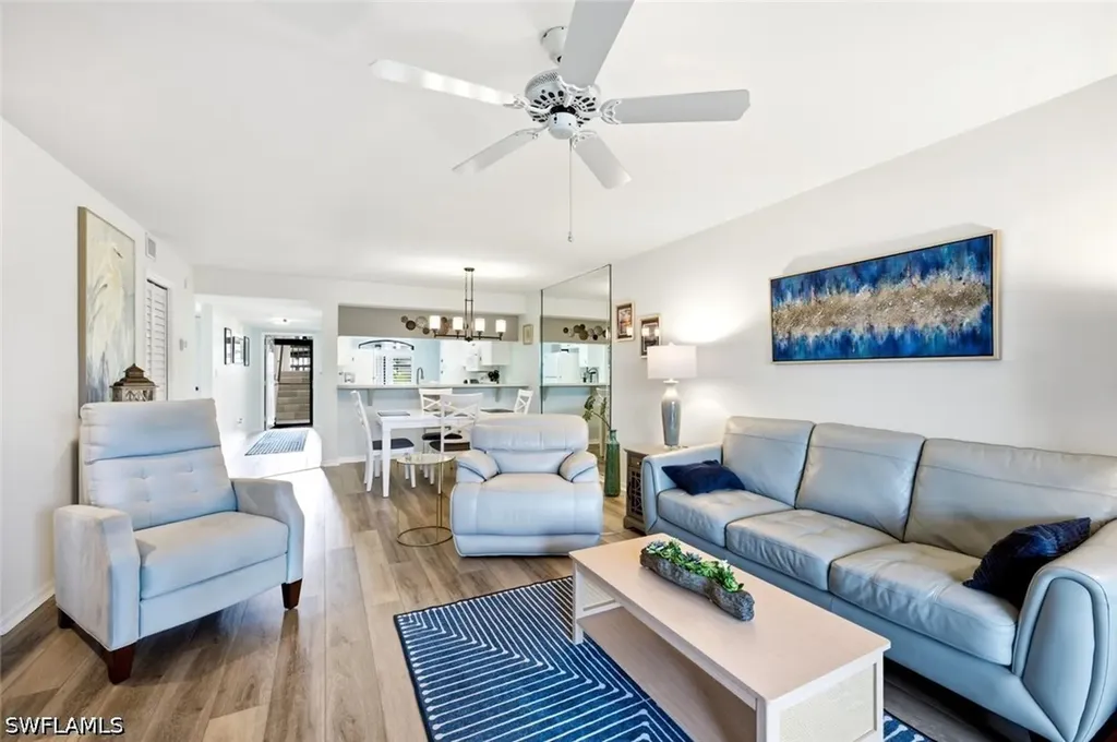 7320 Coventry Court Naples FL 34104