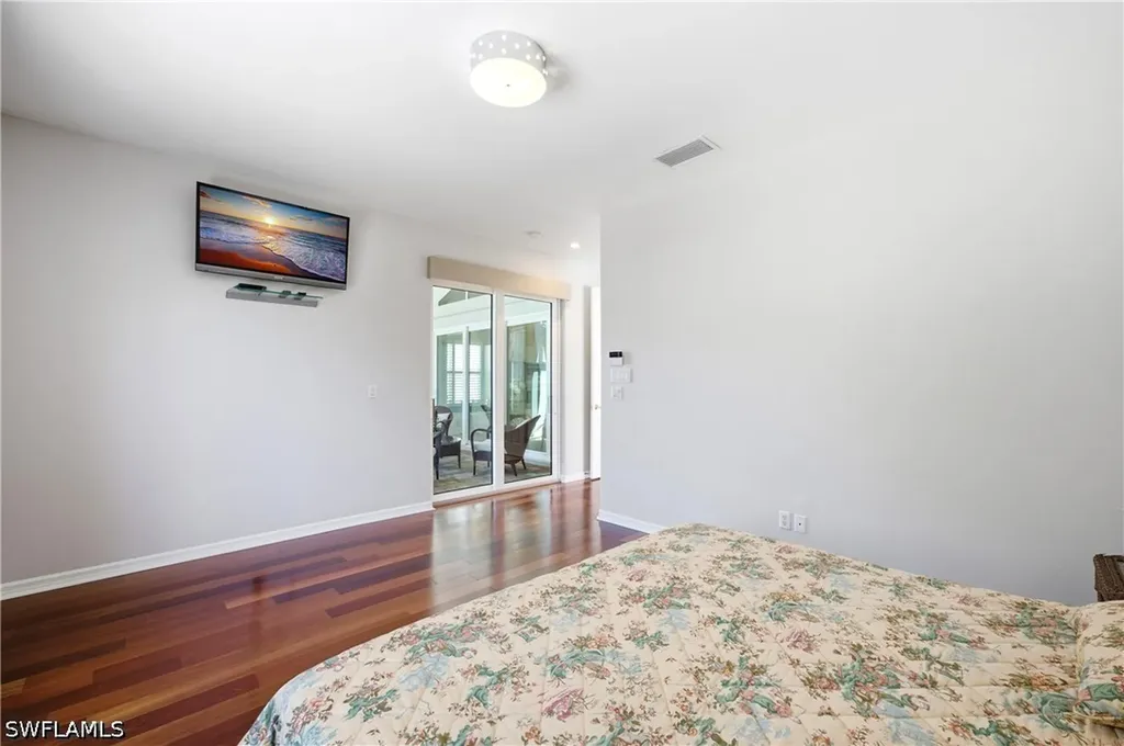 1960 Timarron Way Naples FL 34109