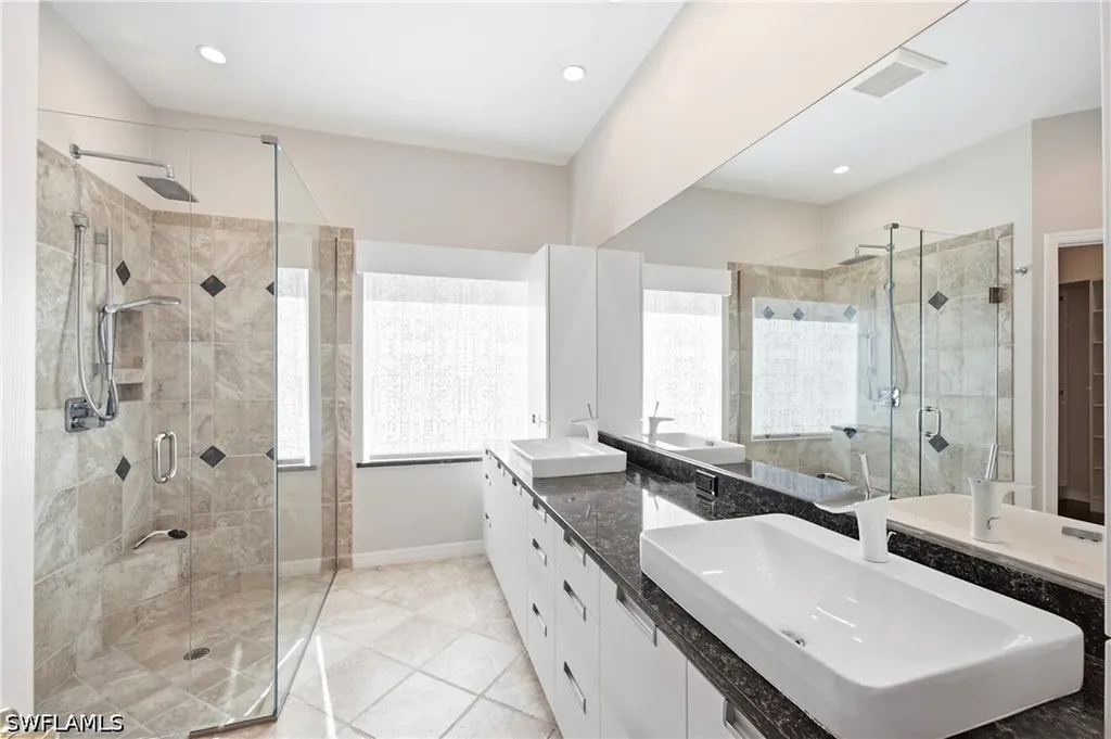 1960 Timarron Way Naples FL 34109