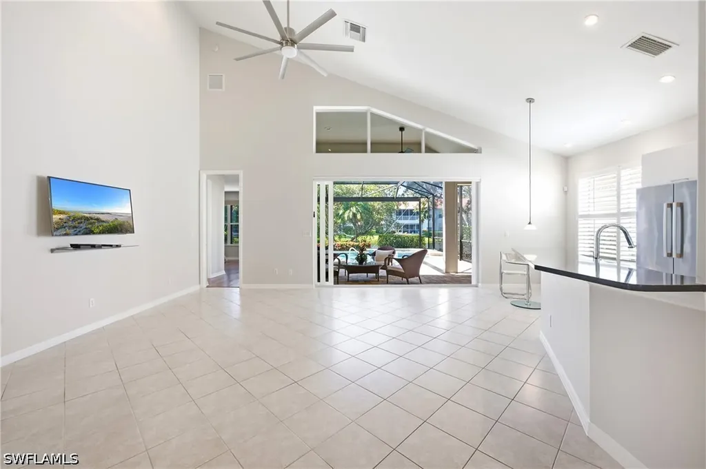 1960 Timarron Way Naples FL 34109