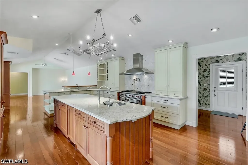 675 Murex Drive Naples FL 34102
