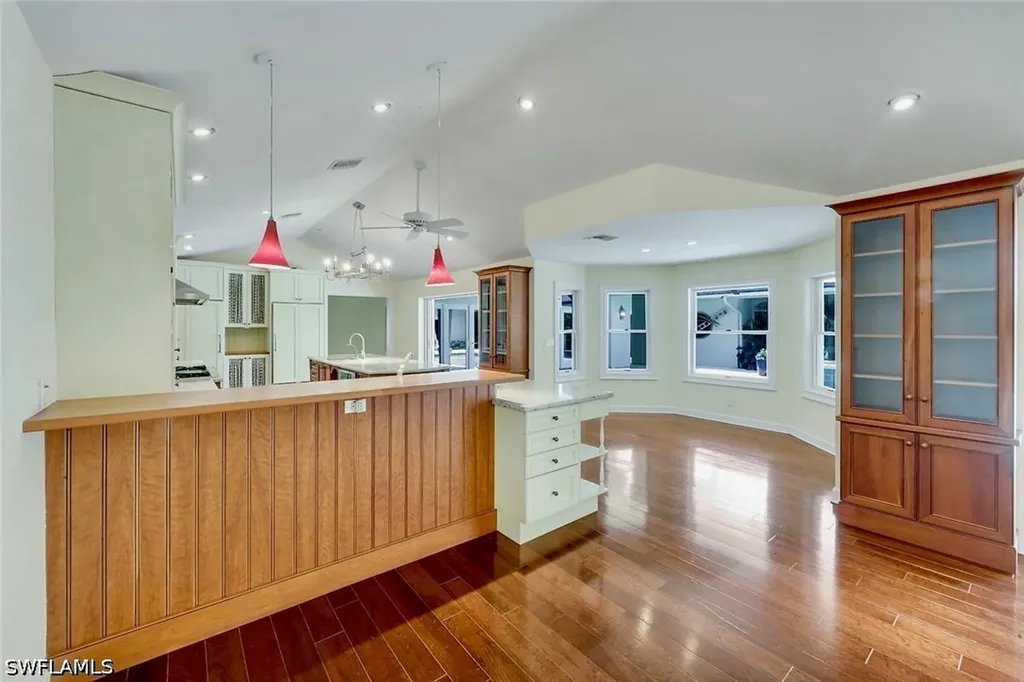 675 Murex Drive Naples FL 34102