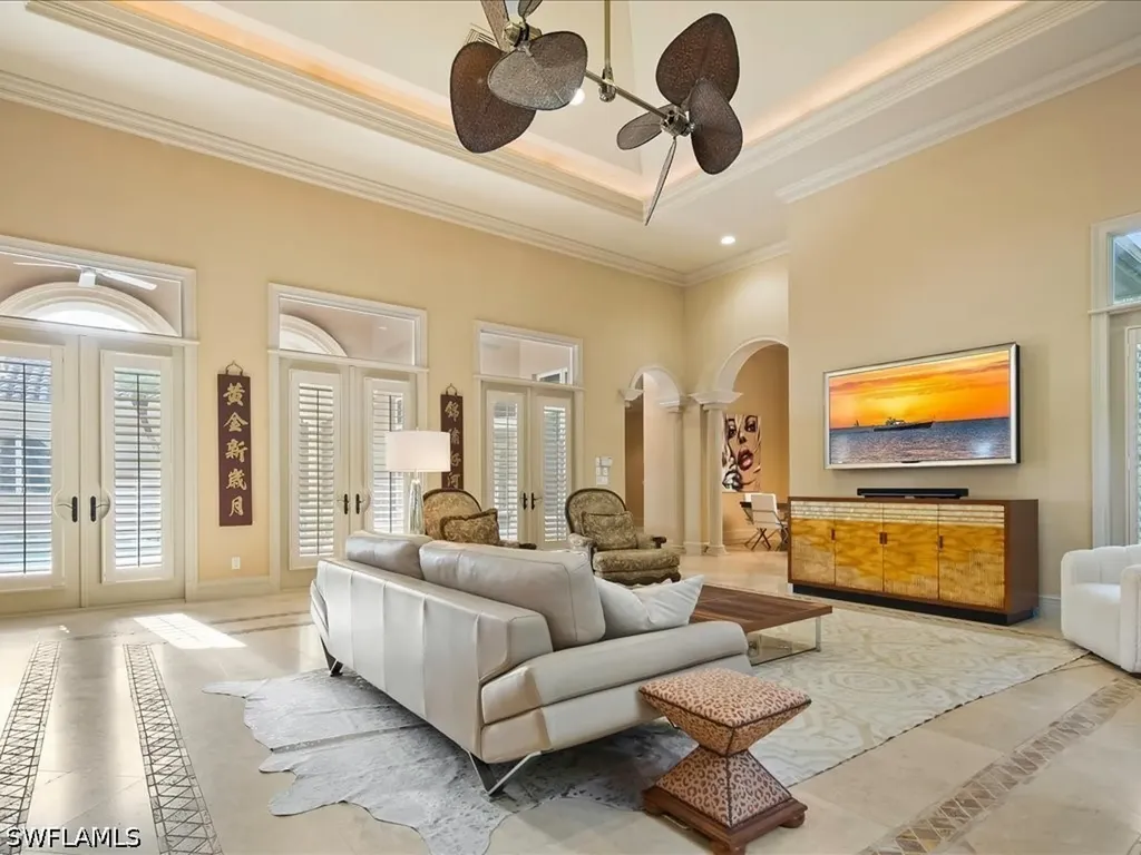 550 21st Avenue S Naples FL 34102