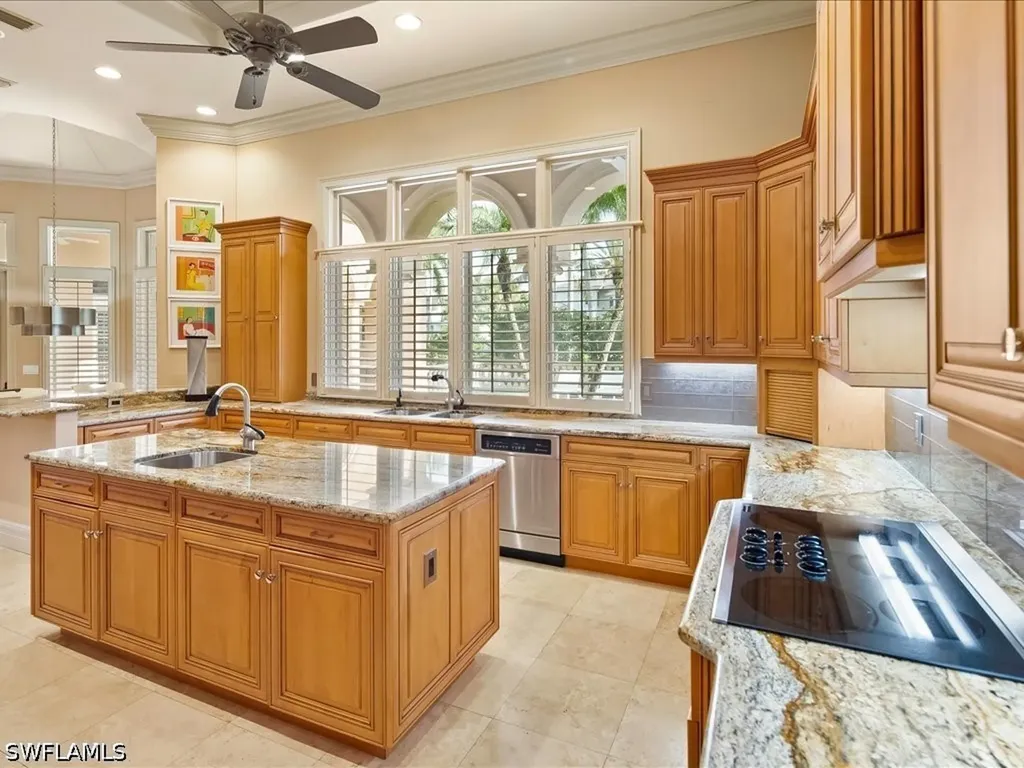 550 21st Avenue S Naples FL 34102