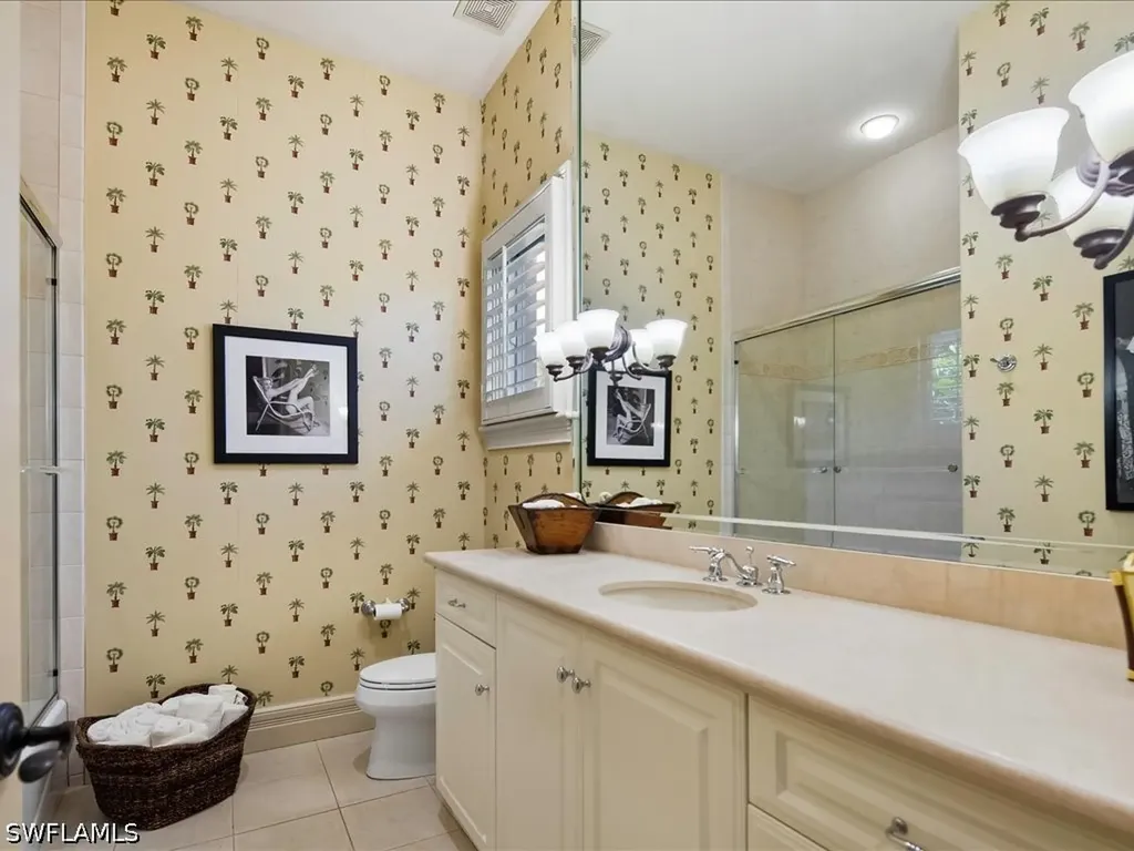 550 21st Avenue S Naples FL 34102