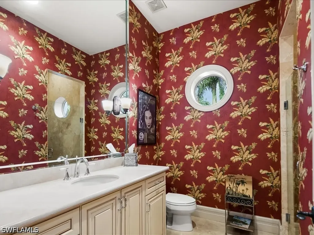 550 21st Avenue S Naples FL 34102
