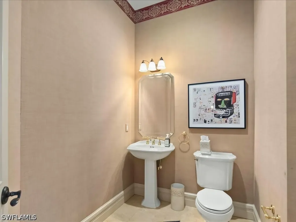 550 21st Avenue S Naples FL 34102