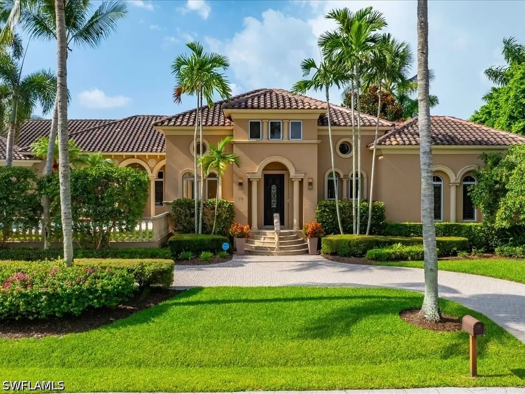 550 21st Avenue S Naples FL 34102