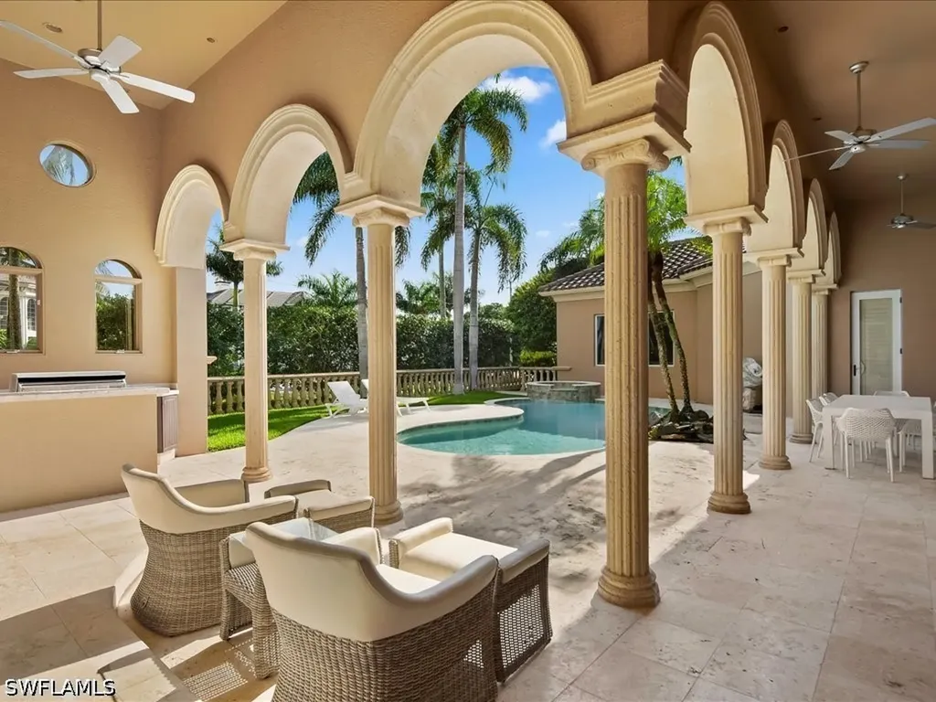 550 21st Avenue S Naples FL 34102