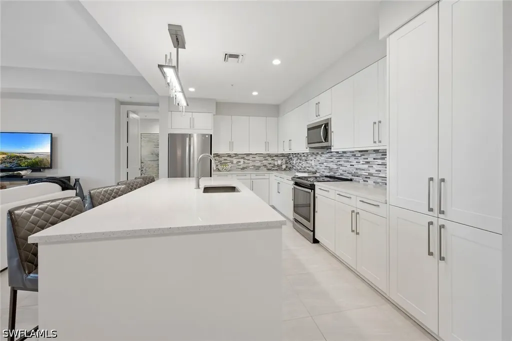 1111 Central Avenue Naples FL 34102