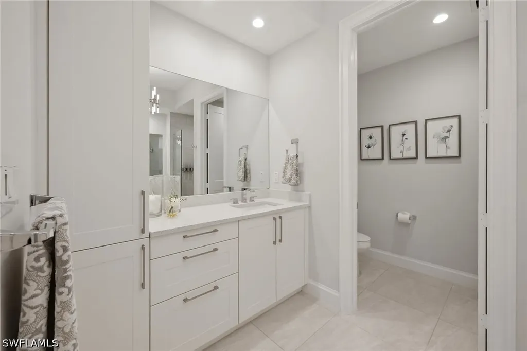 1111 Central Avenue Naples FL 34102