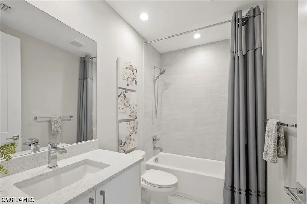 1111 Central Avenue Naples FL 34102