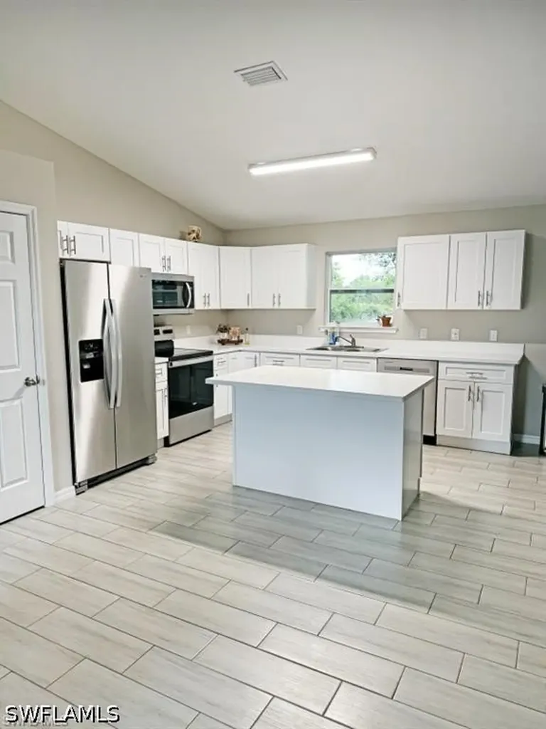 3902 16th Street SW Lehigh Acres FL 33976