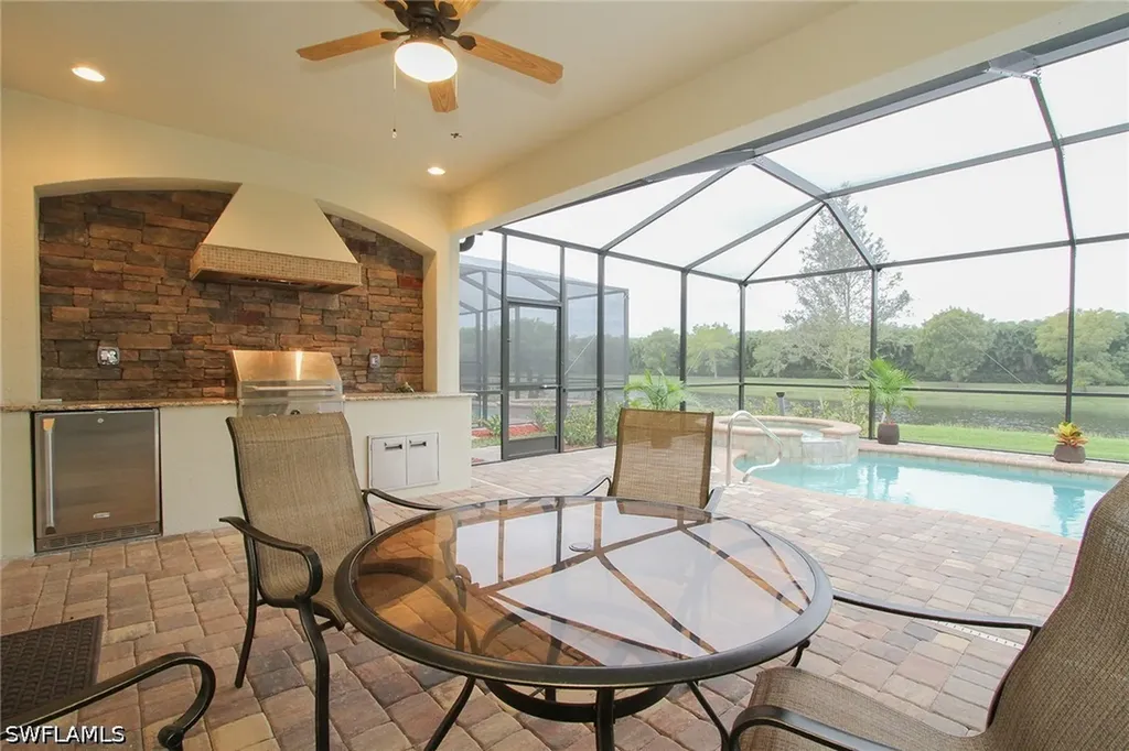 3122 Aviamar Circle Naples FL 34114