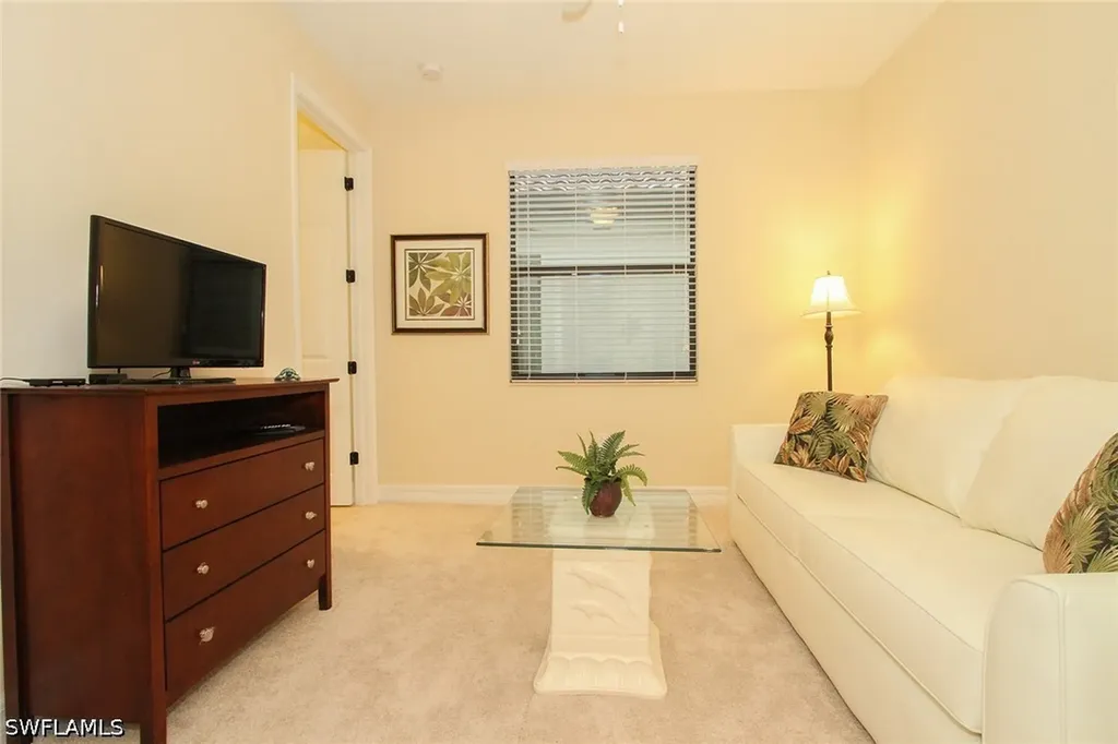 3122 Aviamar Circle Naples FL 34114