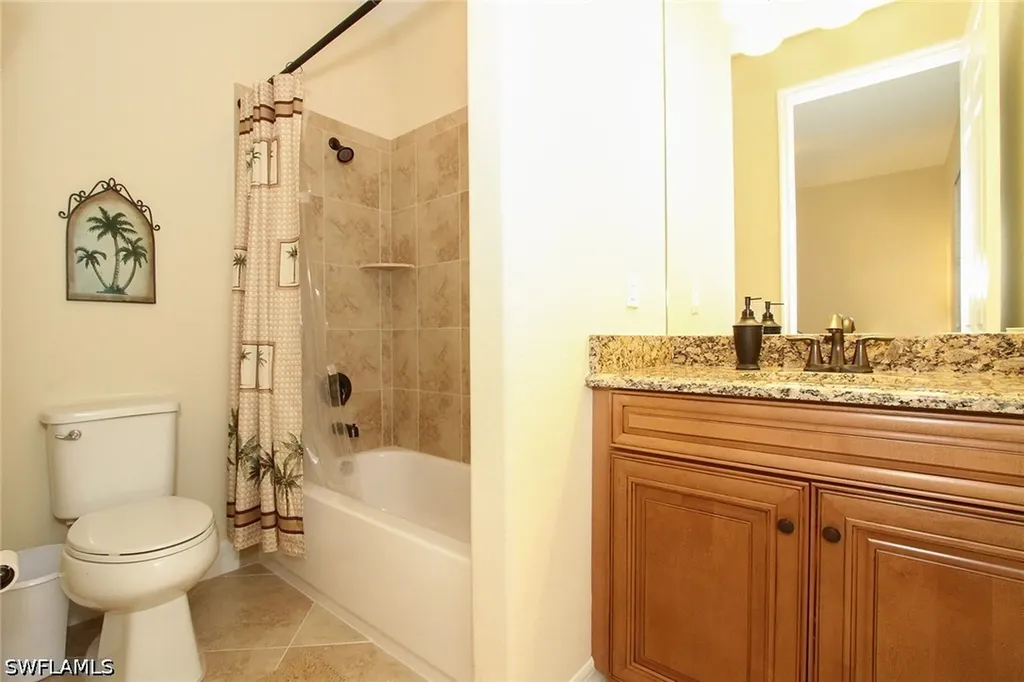 3122 Aviamar Circle Naples FL 34114