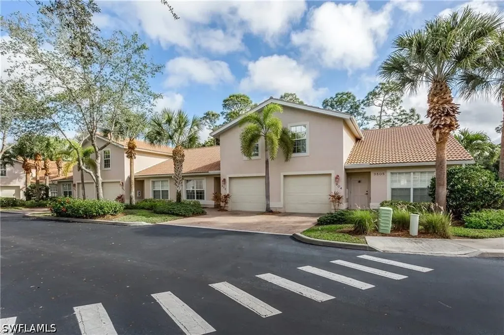 3505 Avion Woods Court Naples FL 34104