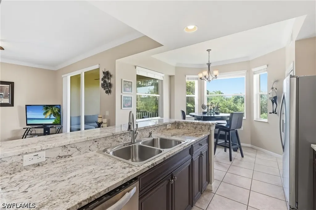 8251 Pathfinder Loop Fort Myers FL 33919