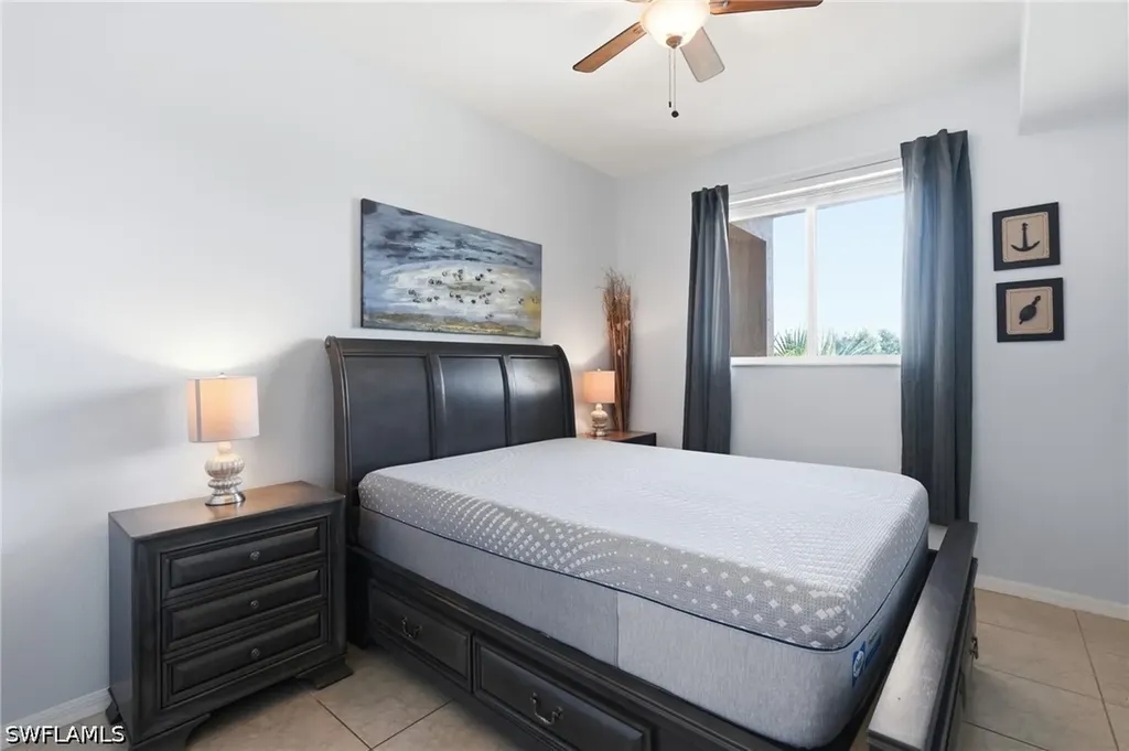 8251 Pathfinder Loop Fort Myers FL 33919