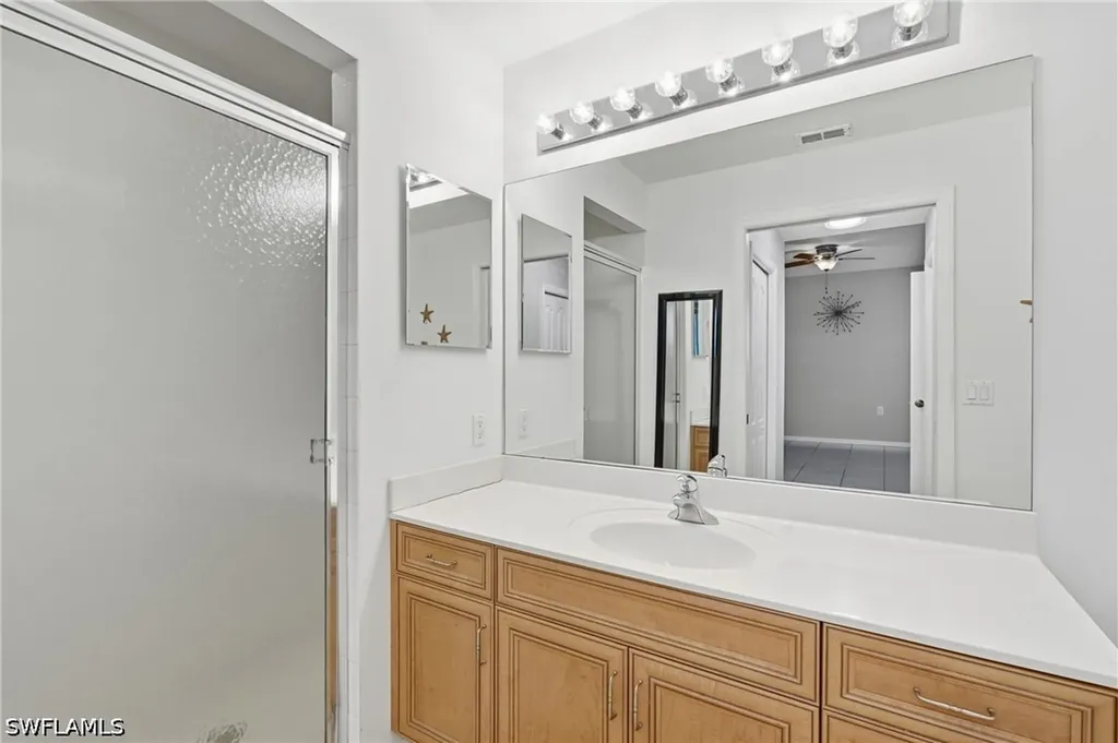 8251 Pathfinder Loop Fort Myers FL 33919