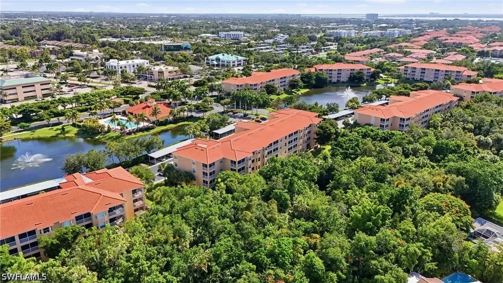 8251 Pathfinder Loop Fort Myers FL 33919