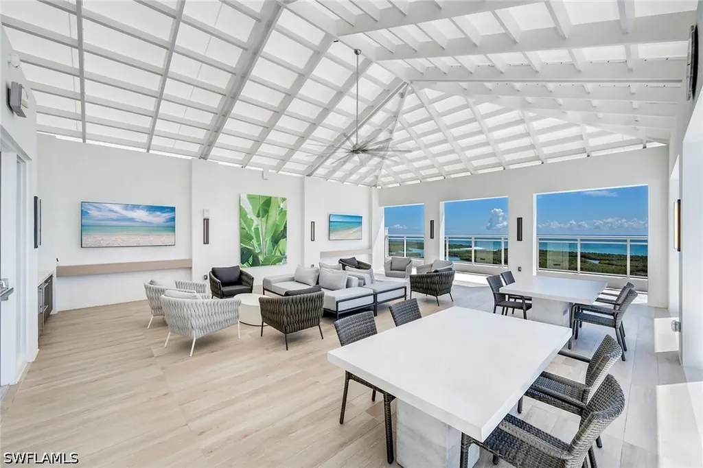 13945 Old Coast Road Naples FL 34110