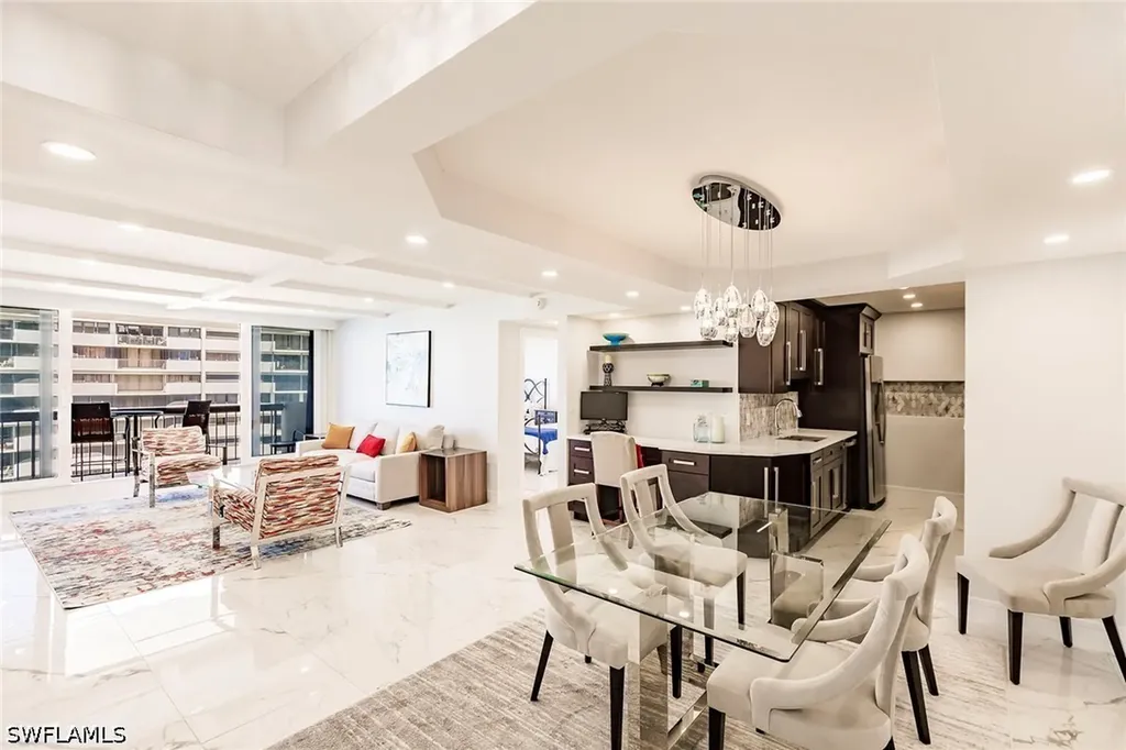 4001 Gulf Shore Boulevard N Naples FL 34103