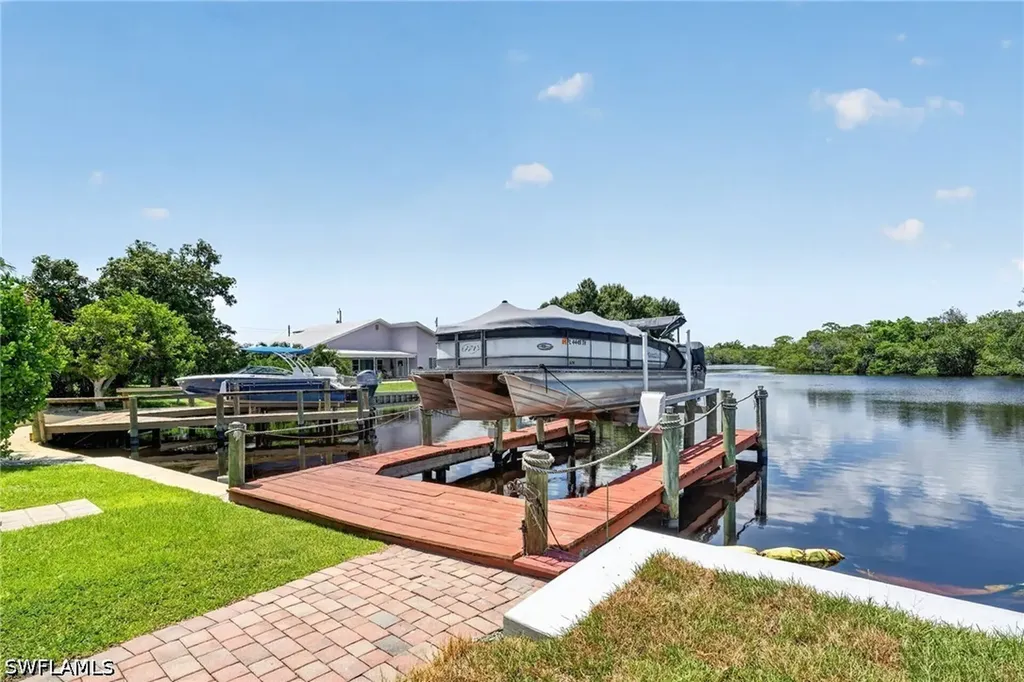 1298 Thompson Street North Fort Myers FL 33903