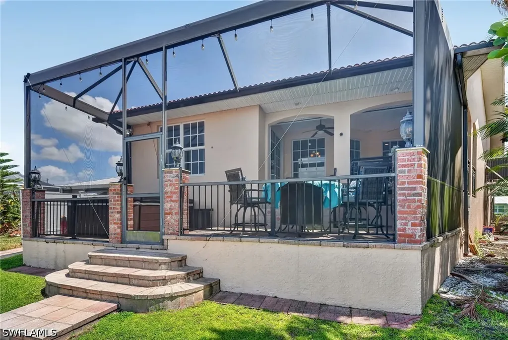 1298 Thompson Street North Fort Myers FL 33903