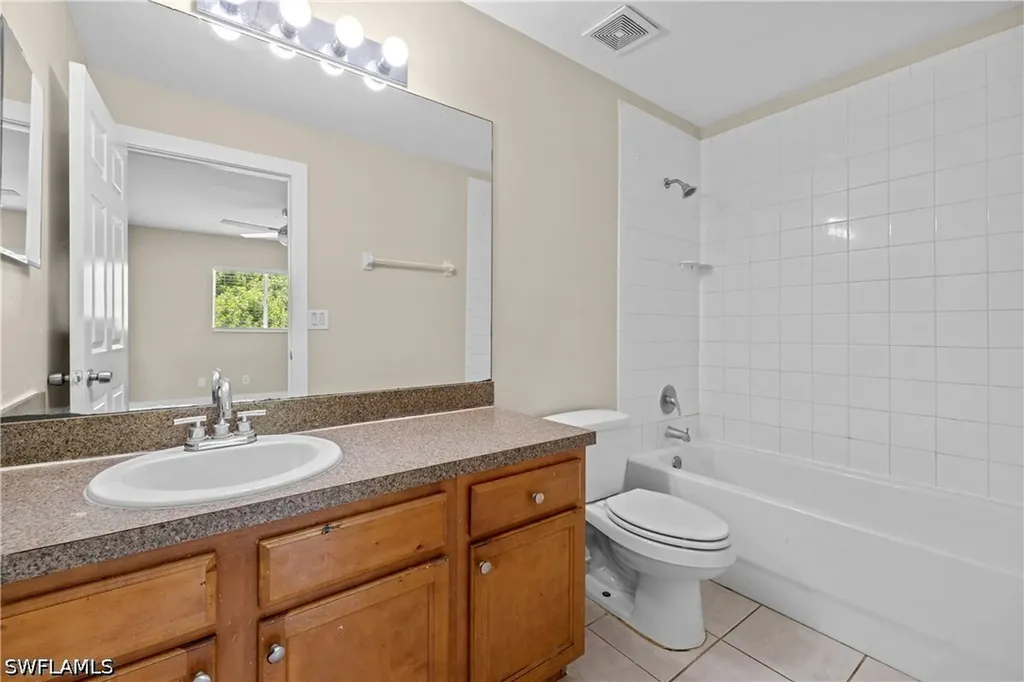 909 Jaguar Boulevard Lehigh Acres FL 33974