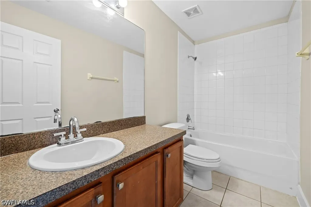 909 Jaguar Boulevard Lehigh Acres FL 33974