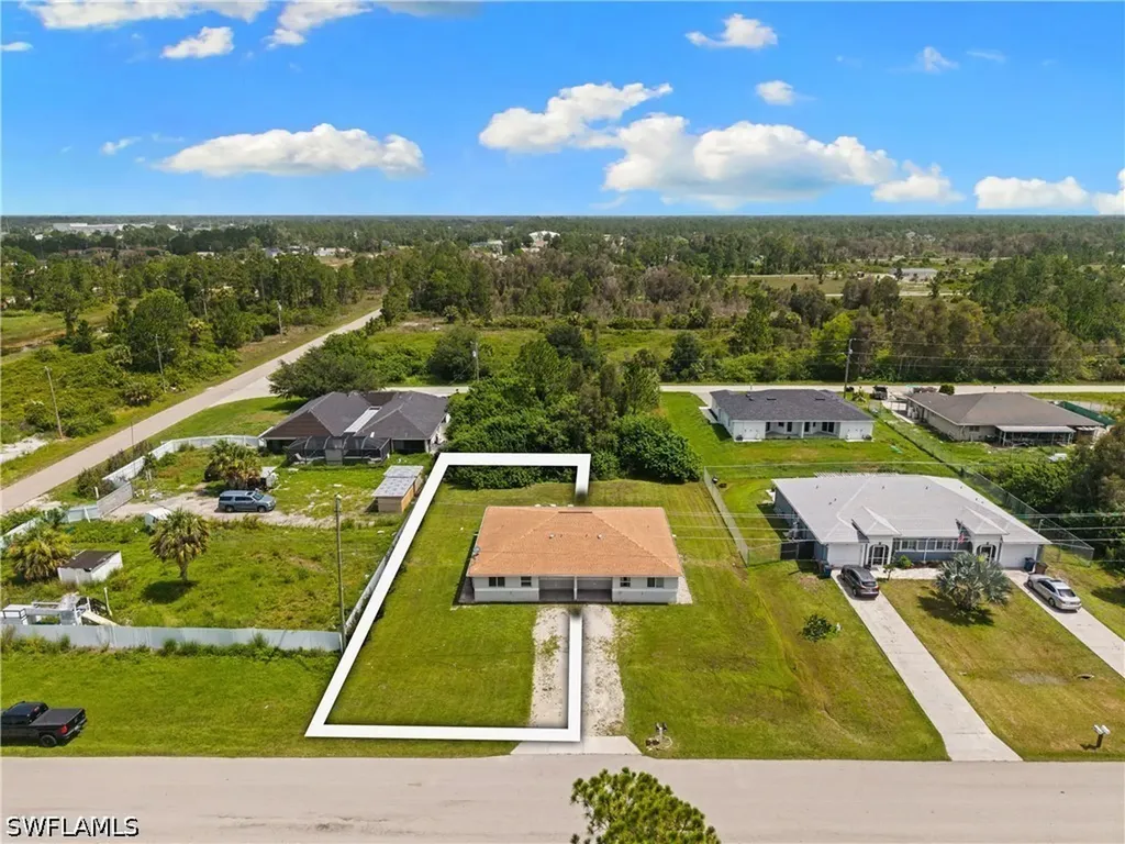909 Jaguar Boulevard Lehigh Acres FL 33974