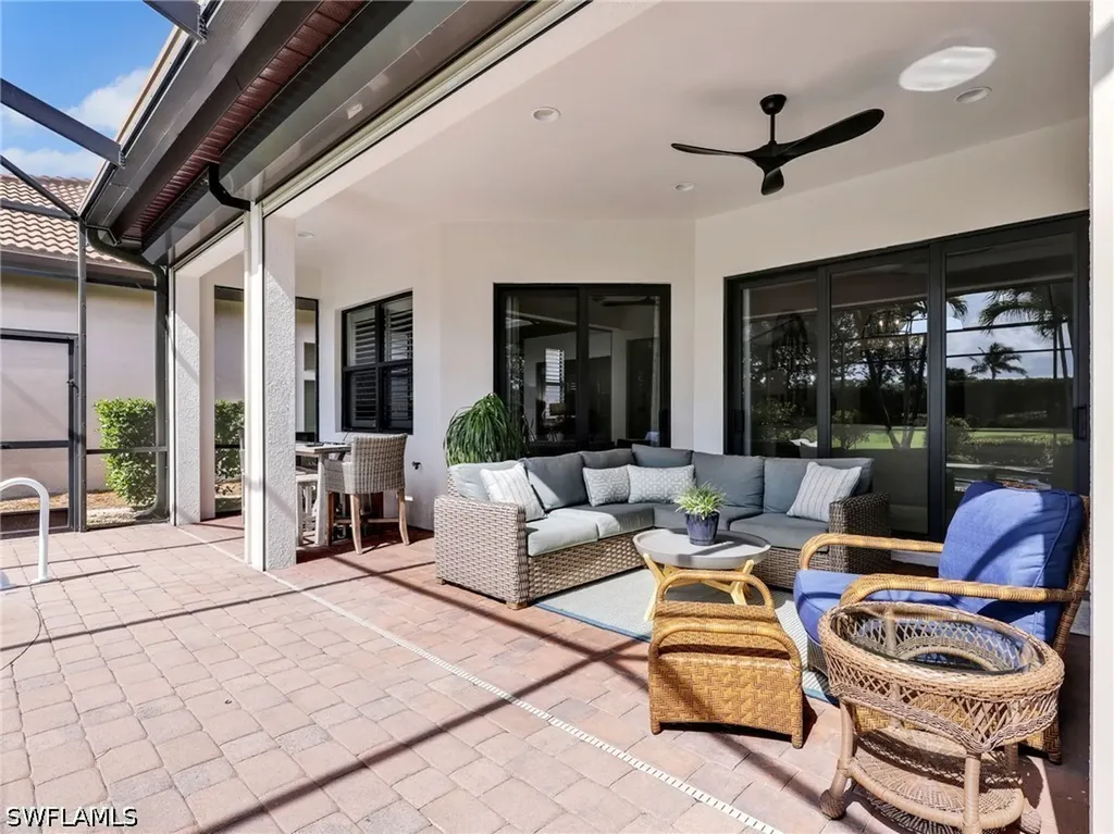 7660 Cottesmore Drive Naples FL 34113