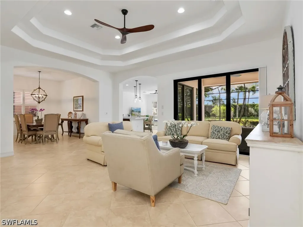 7660 Cottesmore Drive Naples FL 34113