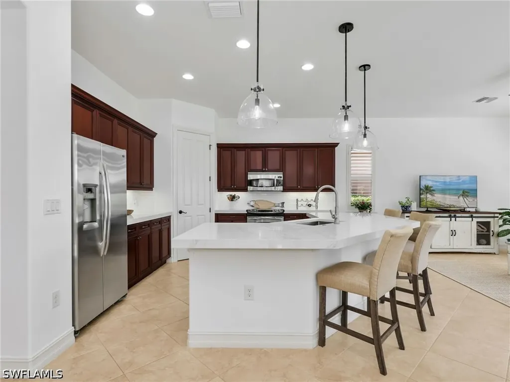 7660 Cottesmore Drive Naples FL 34113