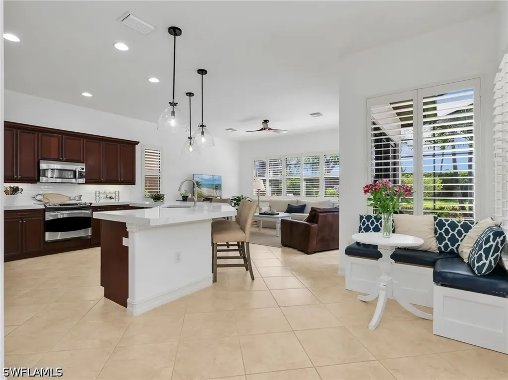 7660 Cottesmore Drive Naples FL 34113