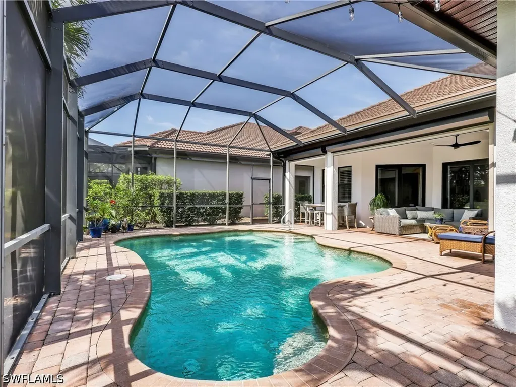 7660 Cottesmore Drive Naples FL 34113