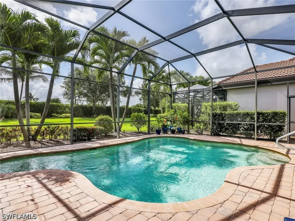 7660 Cottesmore Drive Naples FL 34113