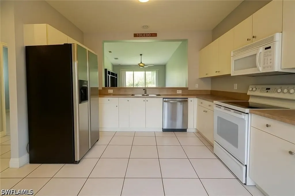 700 Luisa Lane Naples FL 34104