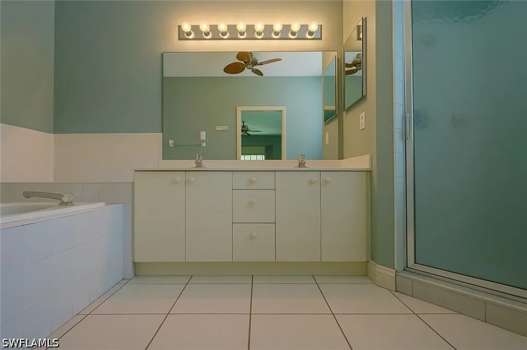 700 Luisa Lane Naples FL 34104