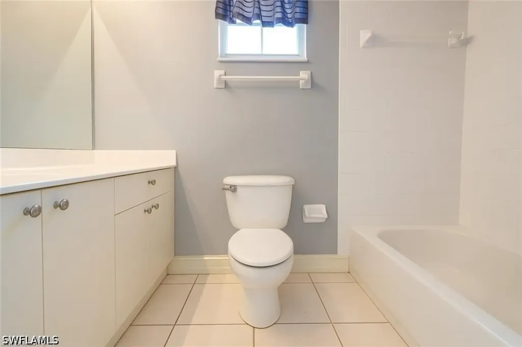 700 Luisa Lane Naples FL 34104