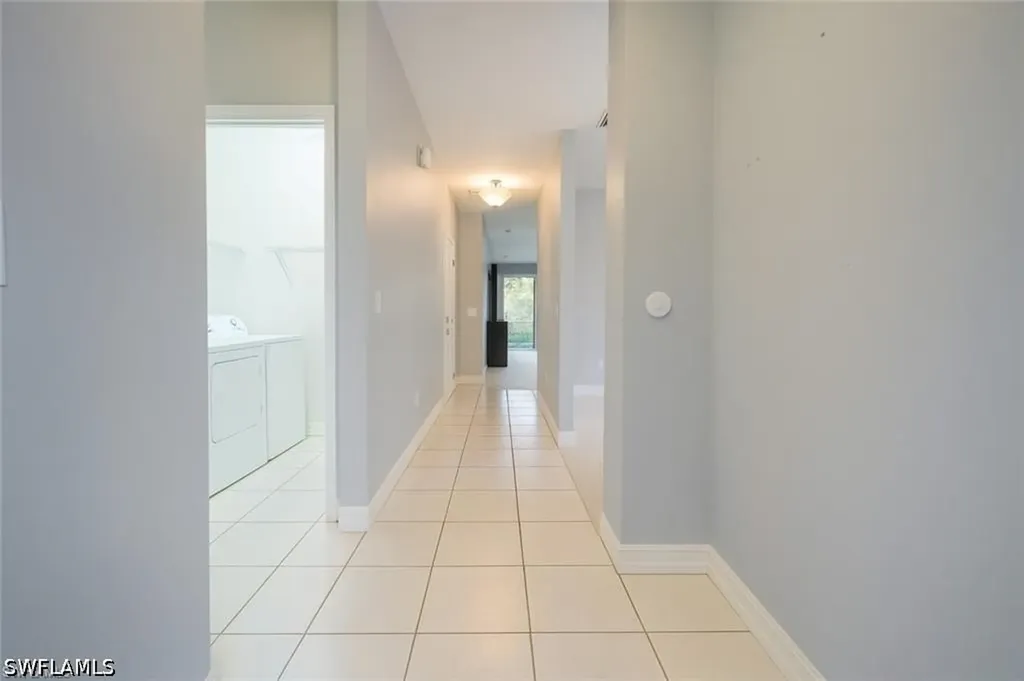 700 Luisa Lane Naples FL 34104
