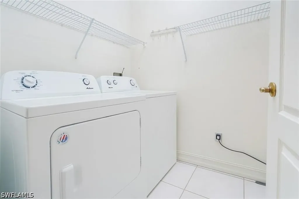700 Luisa Lane Naples FL 34104