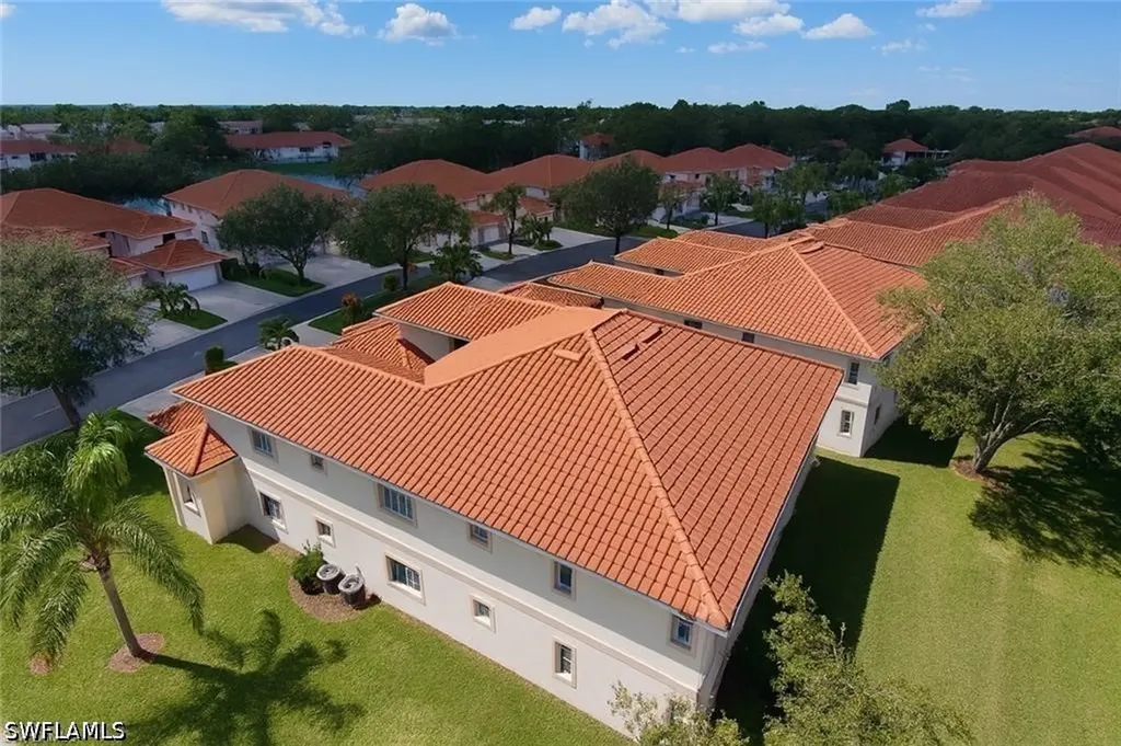 700 Luisa Lane Naples FL 34104